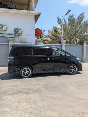 Toyota Alphard 2014 Black