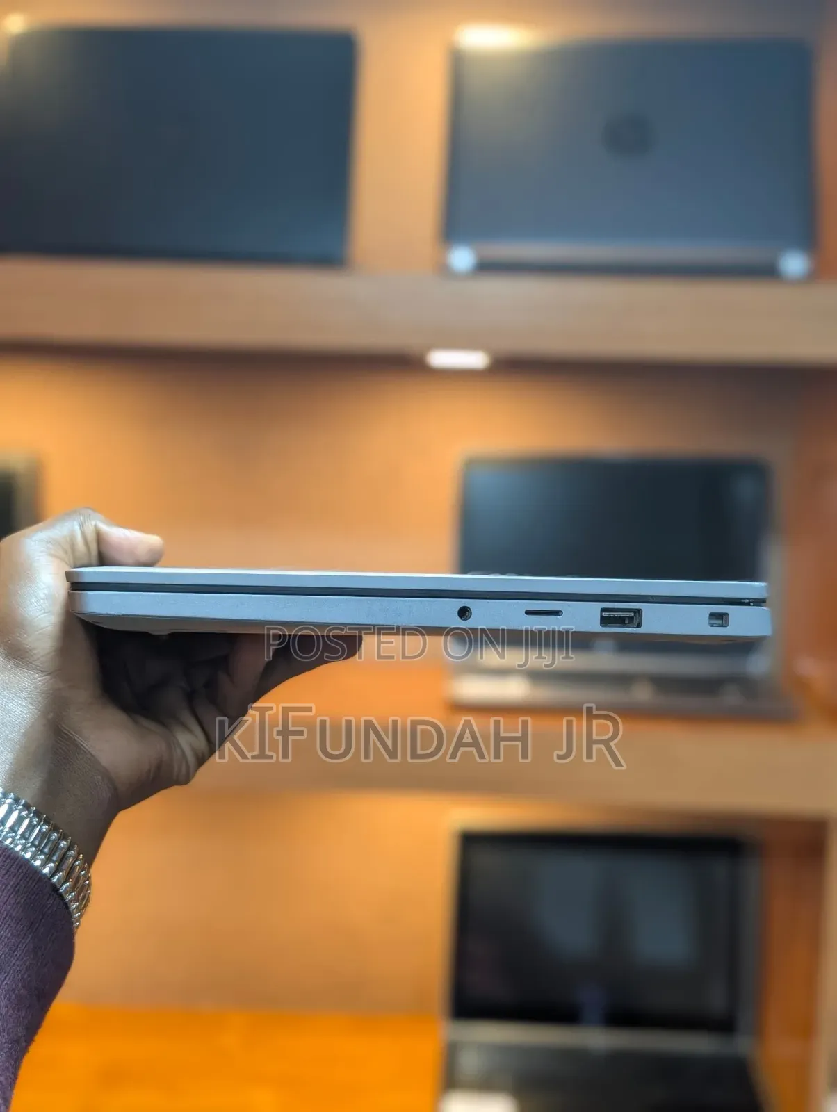New Laptop Dell Latitude 3310 8GB Intel Core i5 SSD 256GB