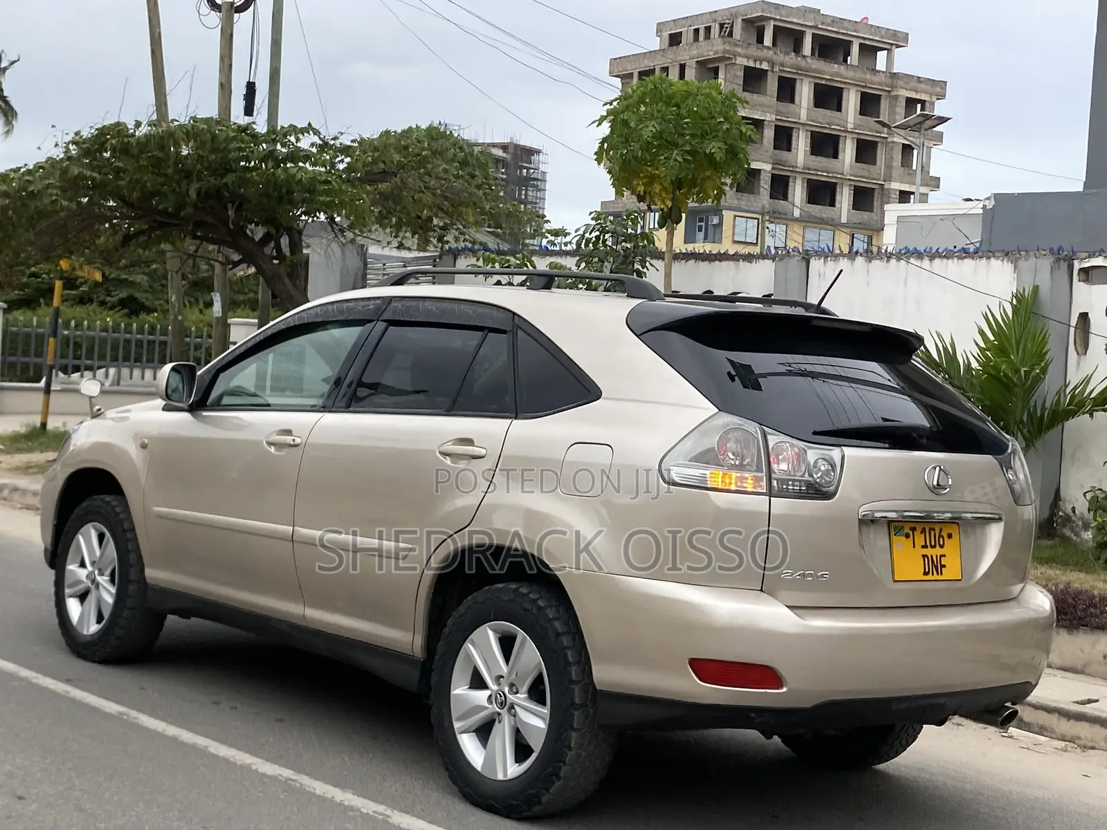 Toyota Harrier 2006 Gold