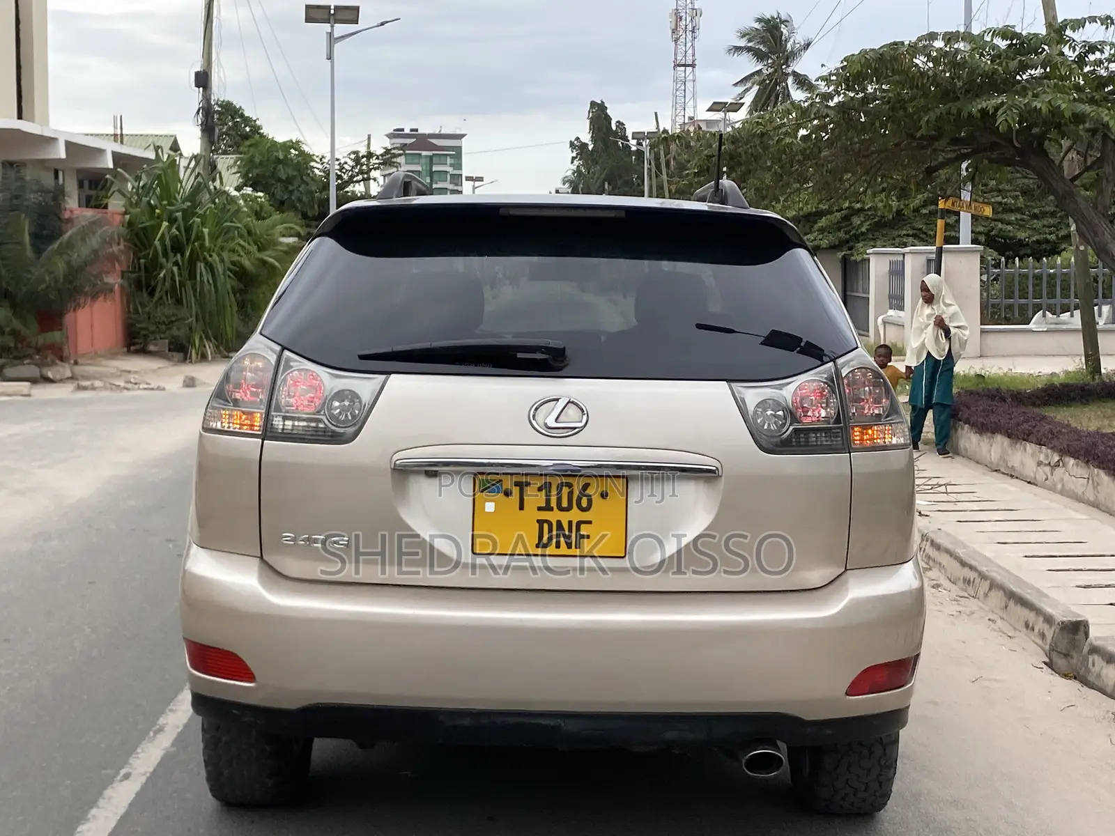 Toyota Harrier 2006 Gold