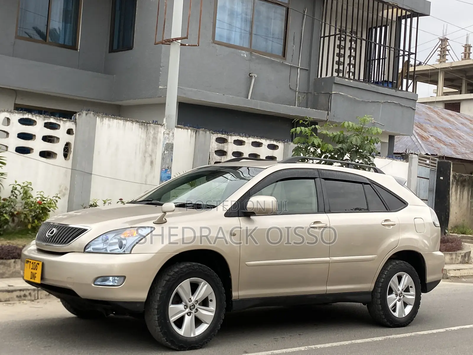 Toyota Harrier 2006 Gold