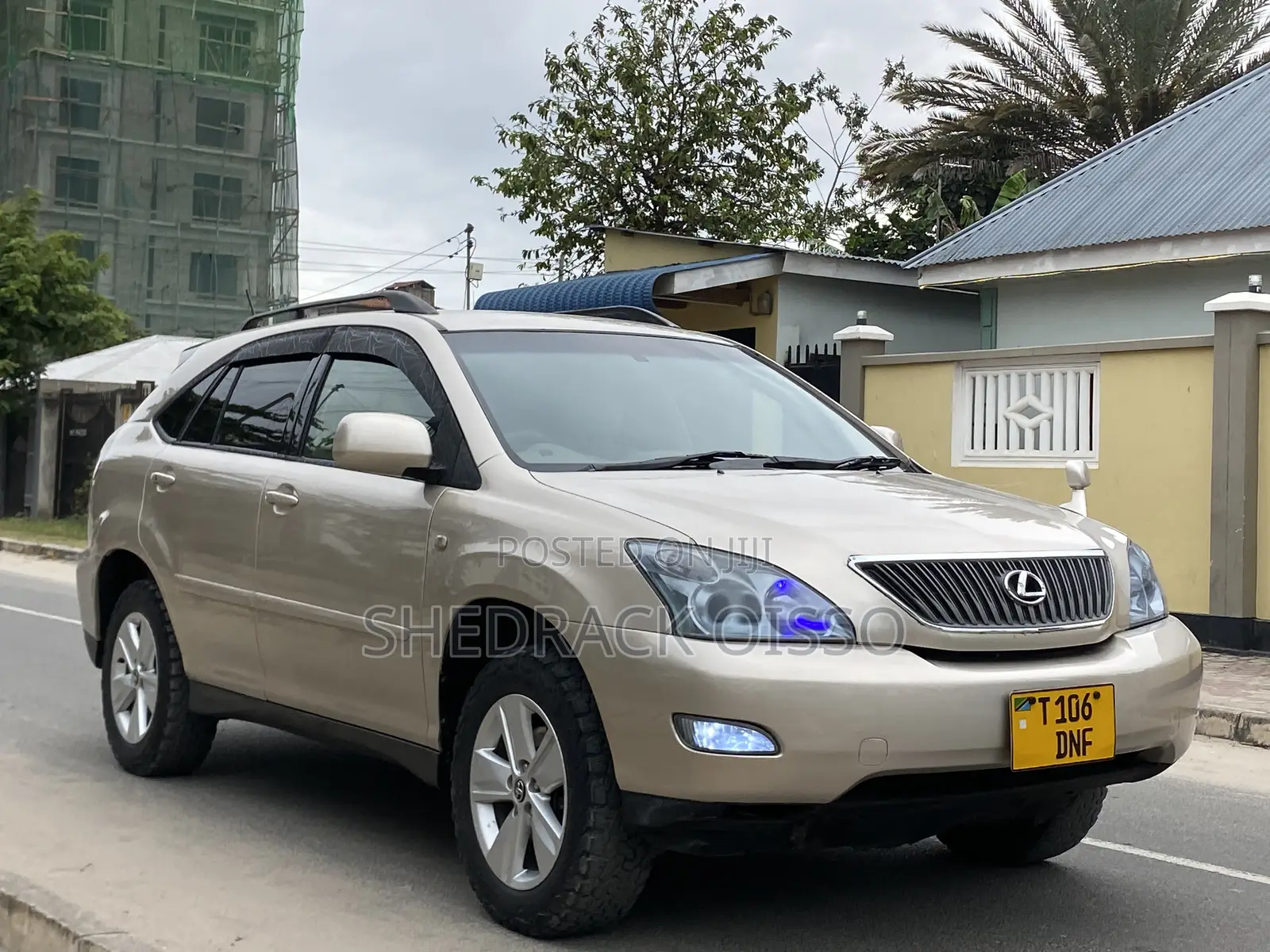 Toyota Harrier 2006 Gold
