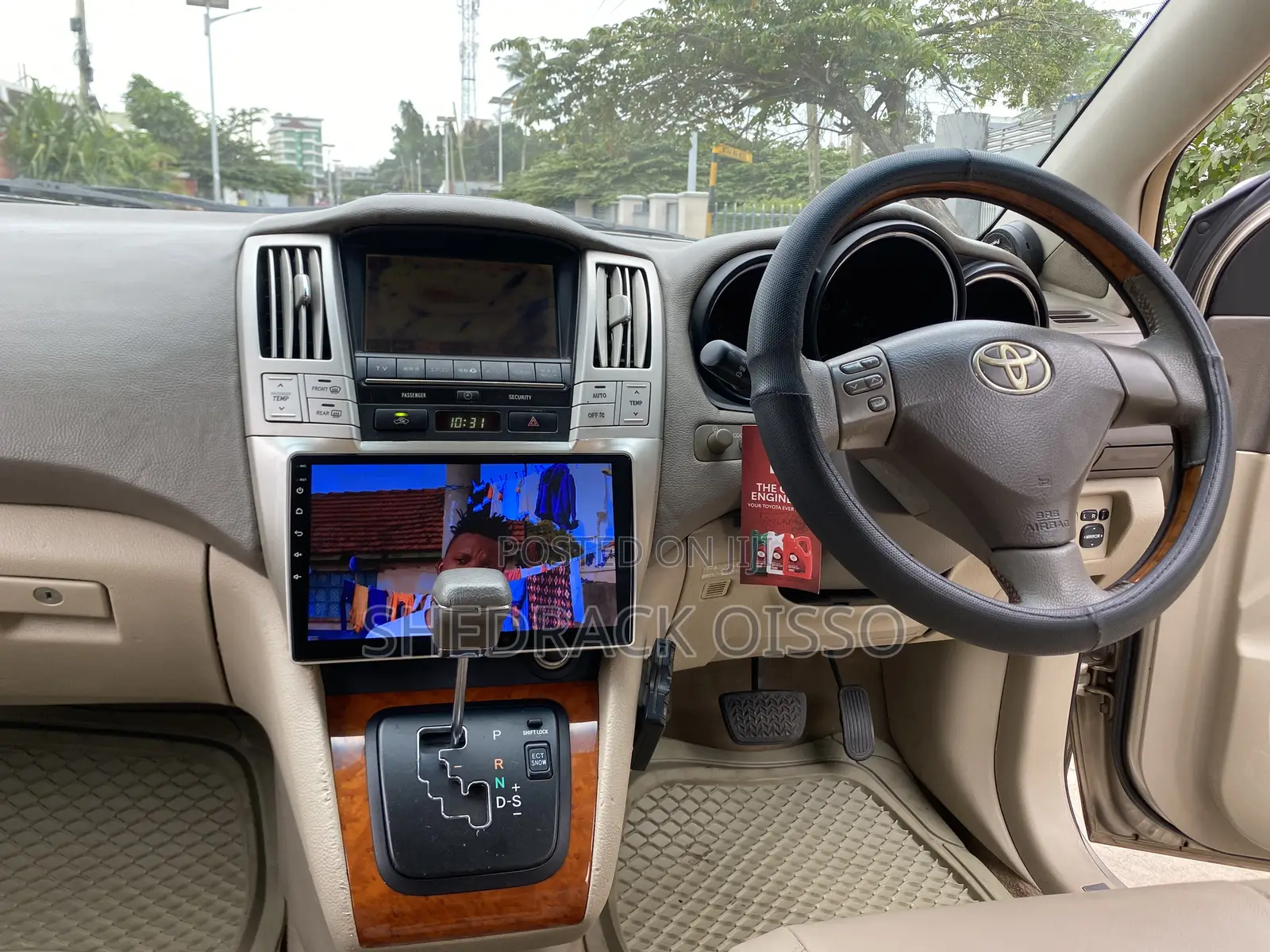 Toyota Harrier 2006 Gold