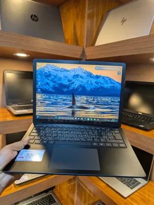 New Laptop Microsoft Surface Laptop 3 8GB Intel Core i5 SSD 256GB