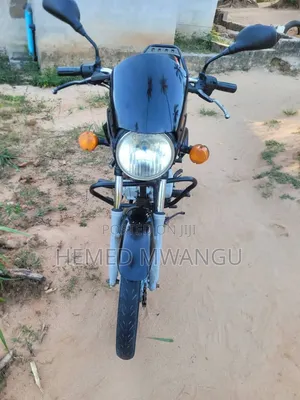 Bajaj Boxer 125 2025 Black