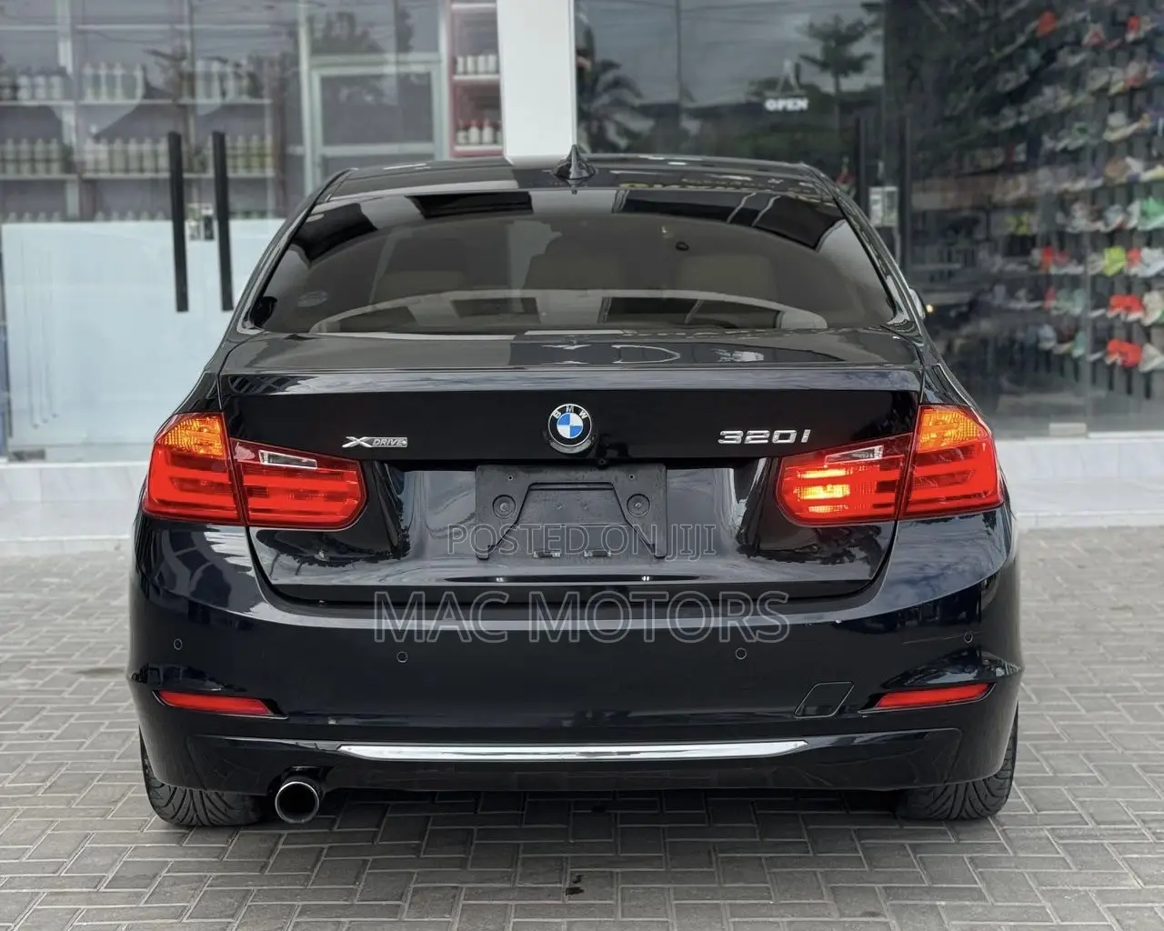 BMW 3 Series 320i RWD 2014 Black