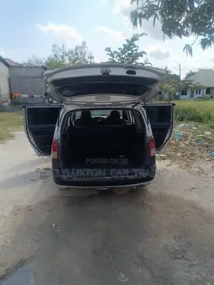 Toyota Probox 2005 Silver