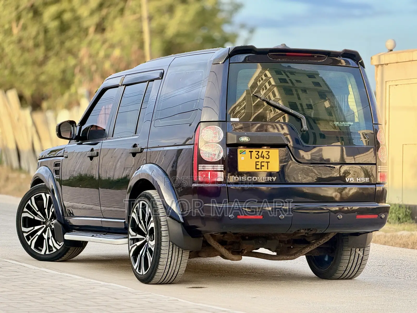 Land Rover Discovery 2010 Blue