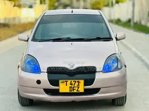 Toyota Vitz 2002