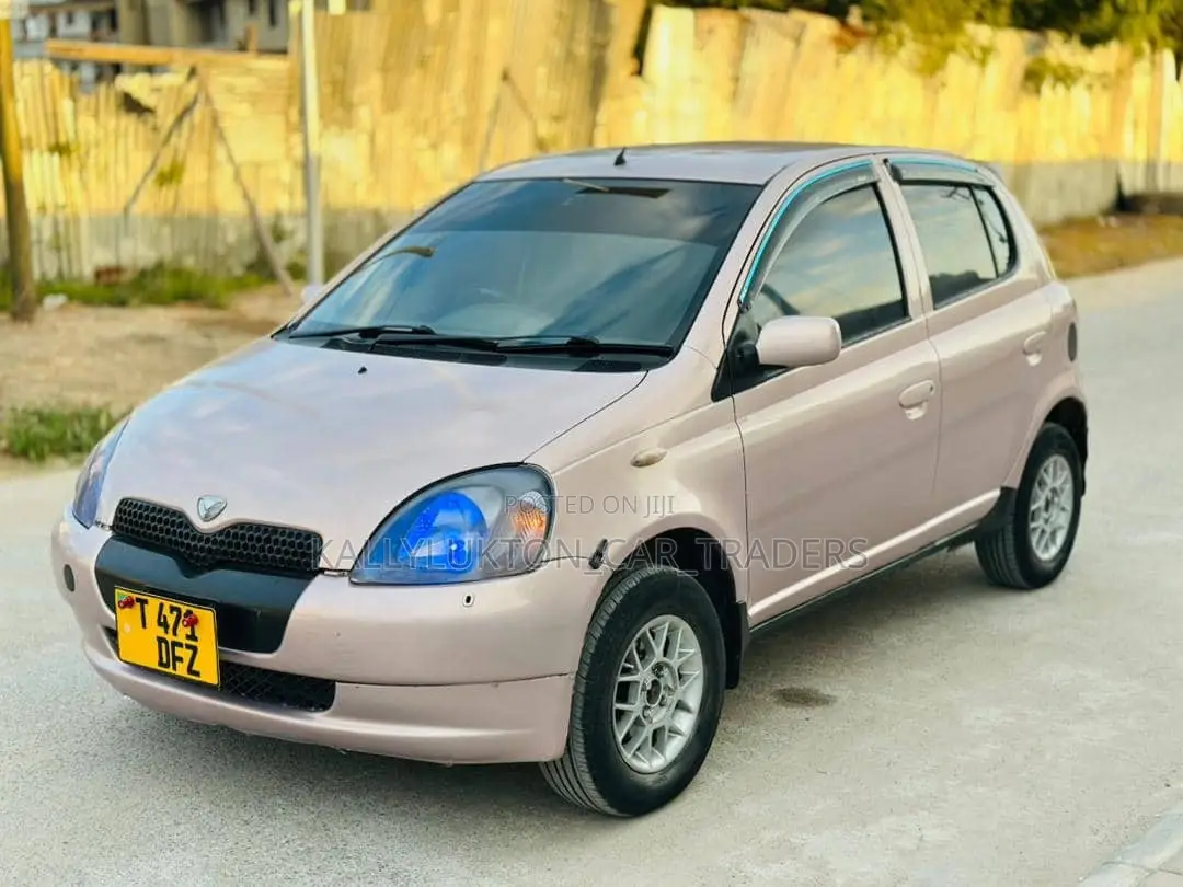 Toyota Vitz 2002