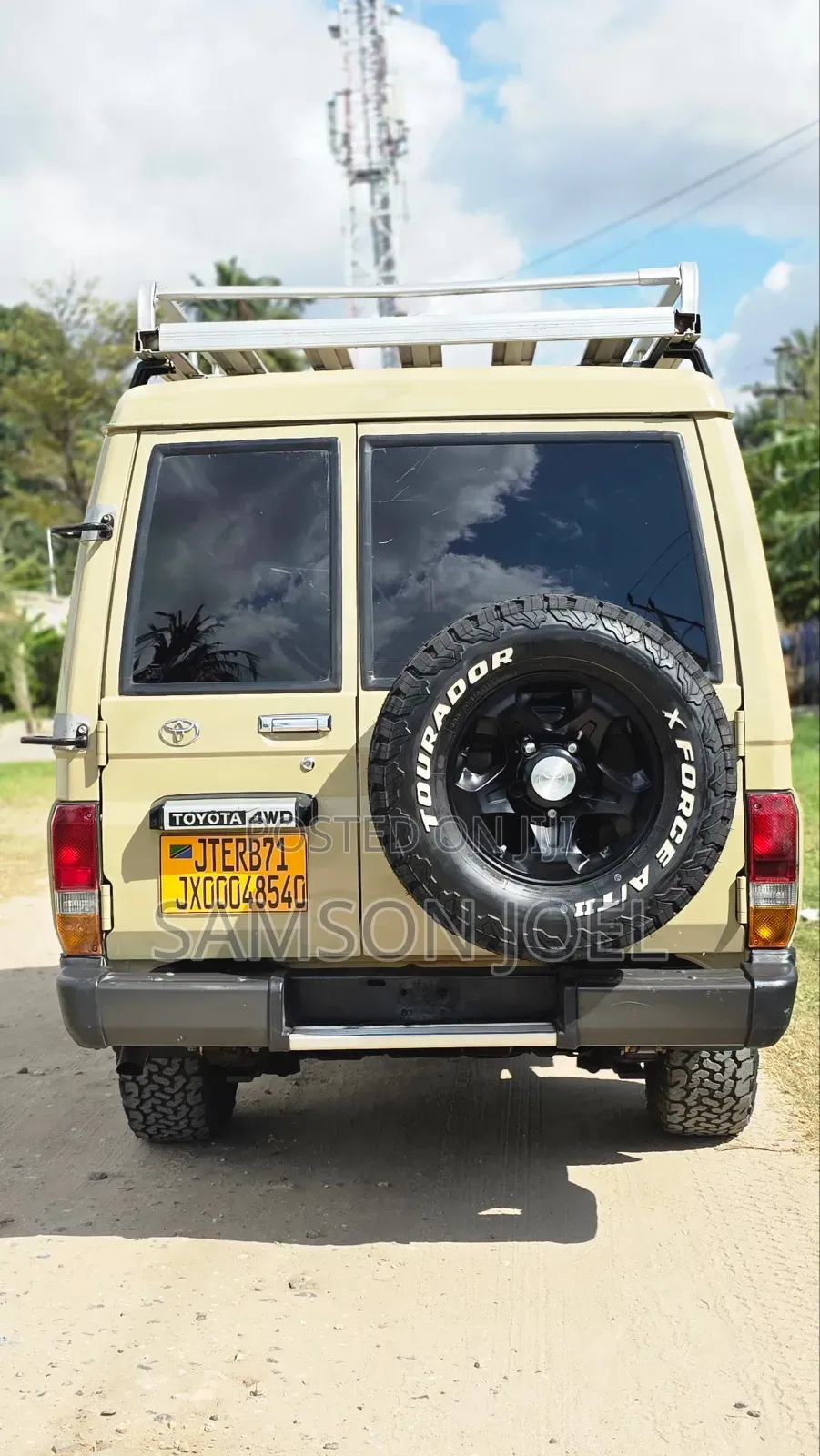Toyota Land Cruiser 2010 Beige