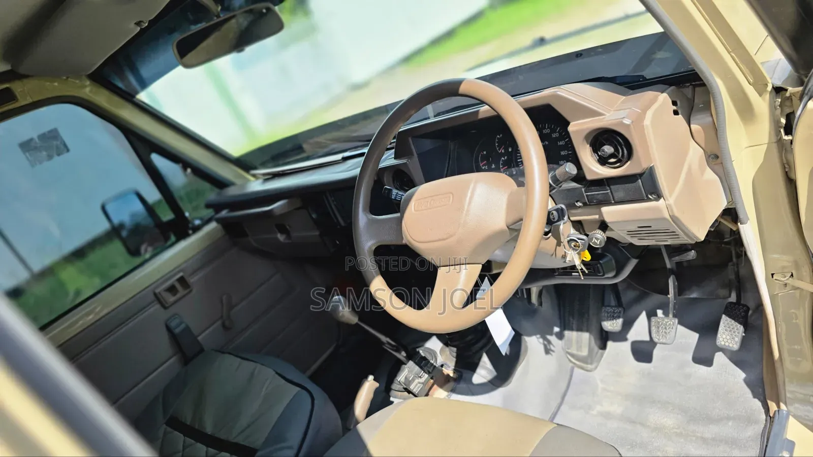 Toyota Land Cruiser 2010 Beige