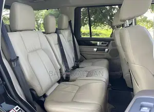 Land Rover Discovery 2015 Black