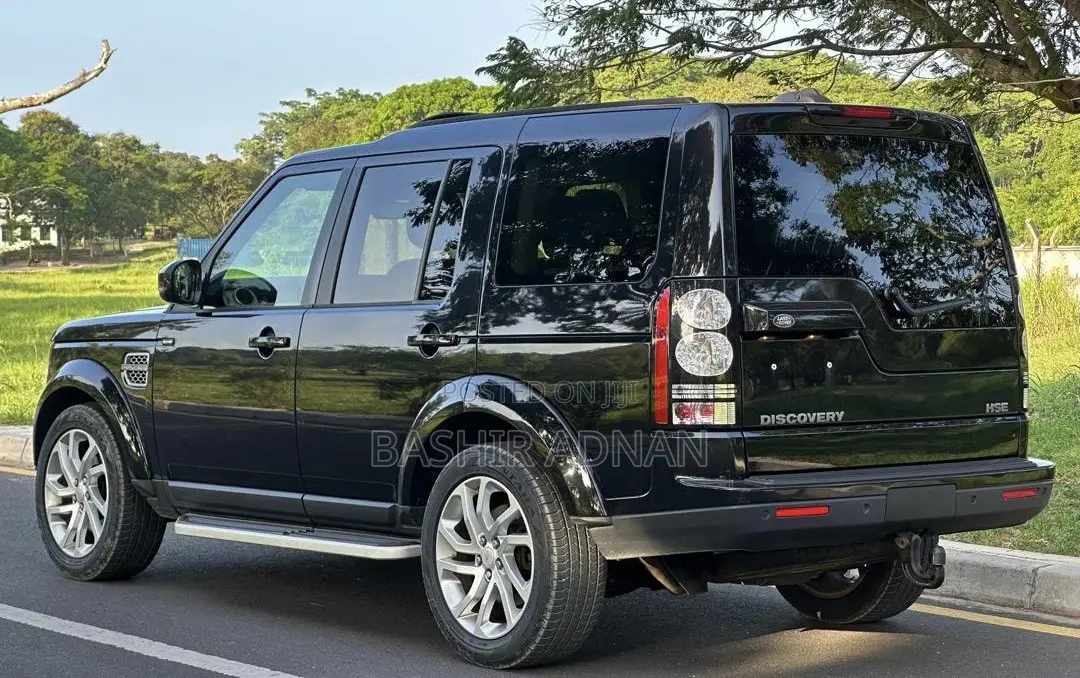 Land Rover Discovery 2015 Black