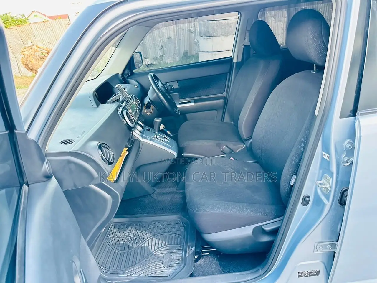 Toyota Corolla Rumion 2010 Silver