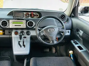 Toyota Corolla Rumion 2010 Silver
