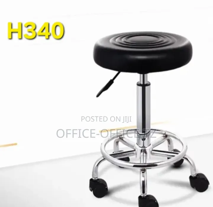 Lab Stool (No Header)