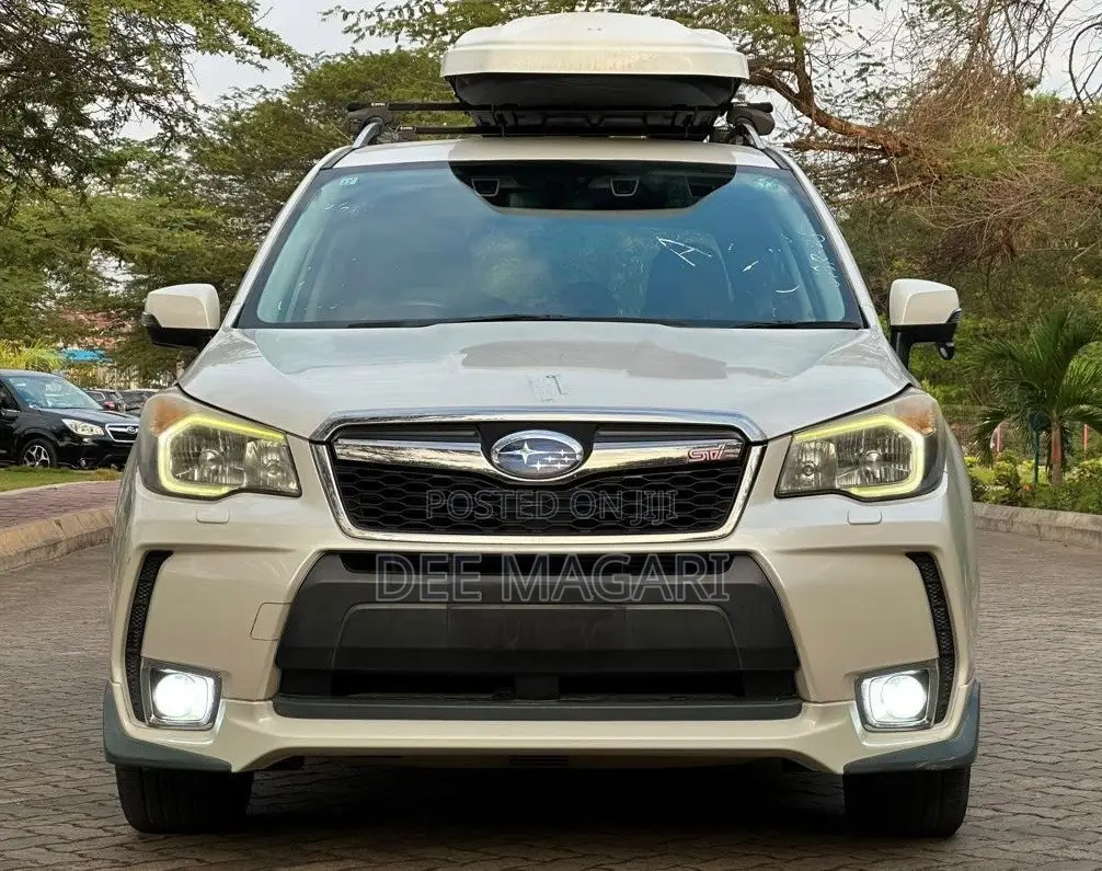 Subaru Forester 2014 White