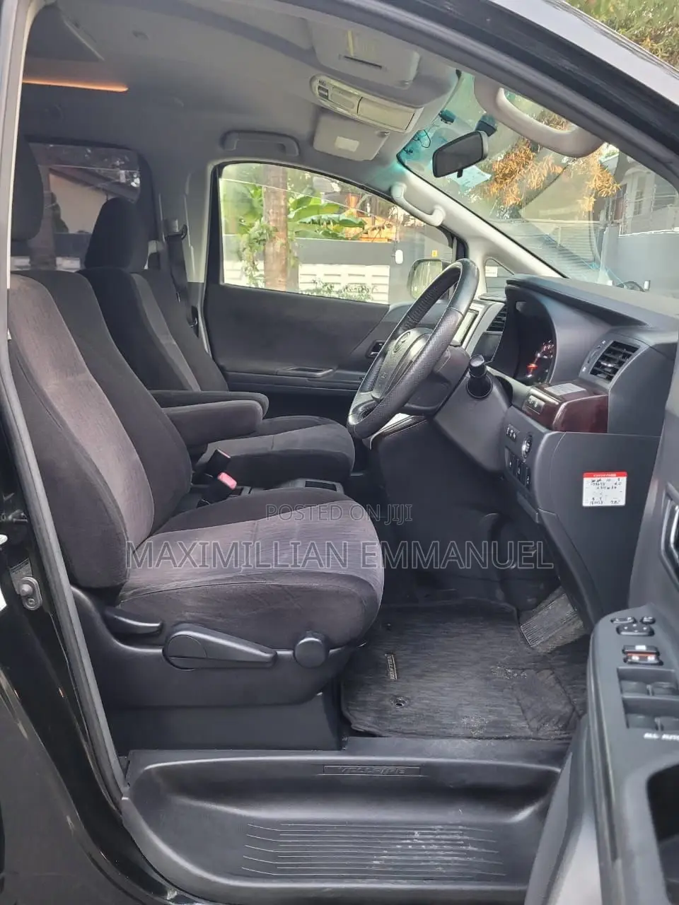 Toyota Vellfire 2013 Black