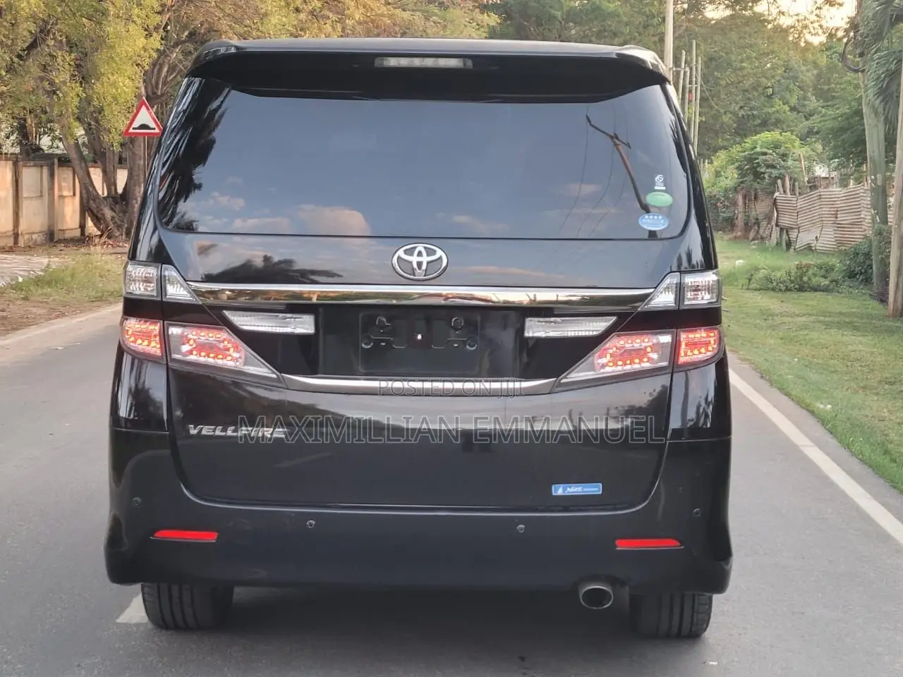 Toyota Vellfire 2013 Black