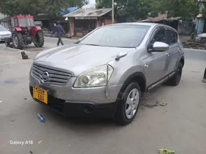 Nissan Dualis 2011 Silver