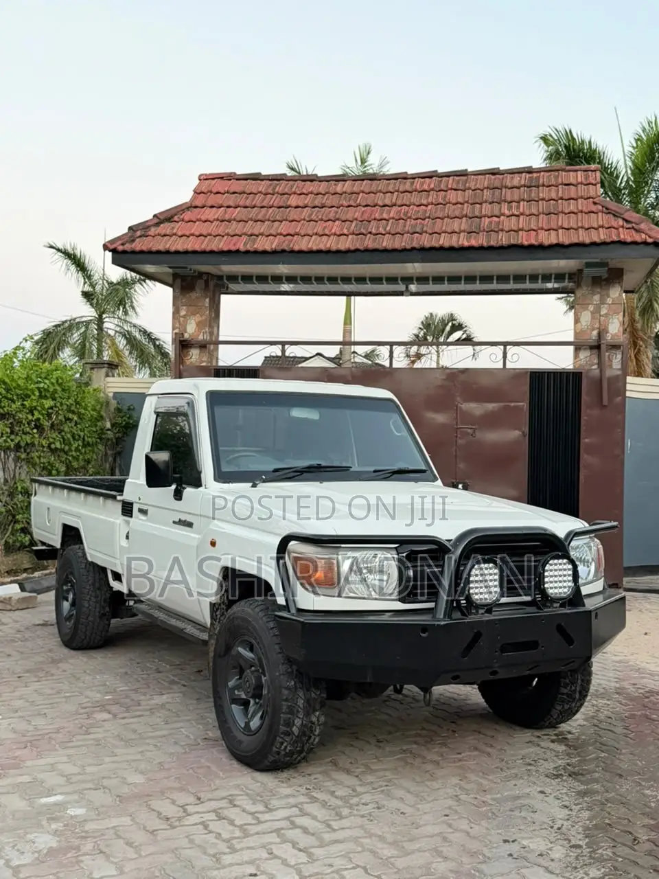 Toyota Land Cruiser 79 Series 2014 White