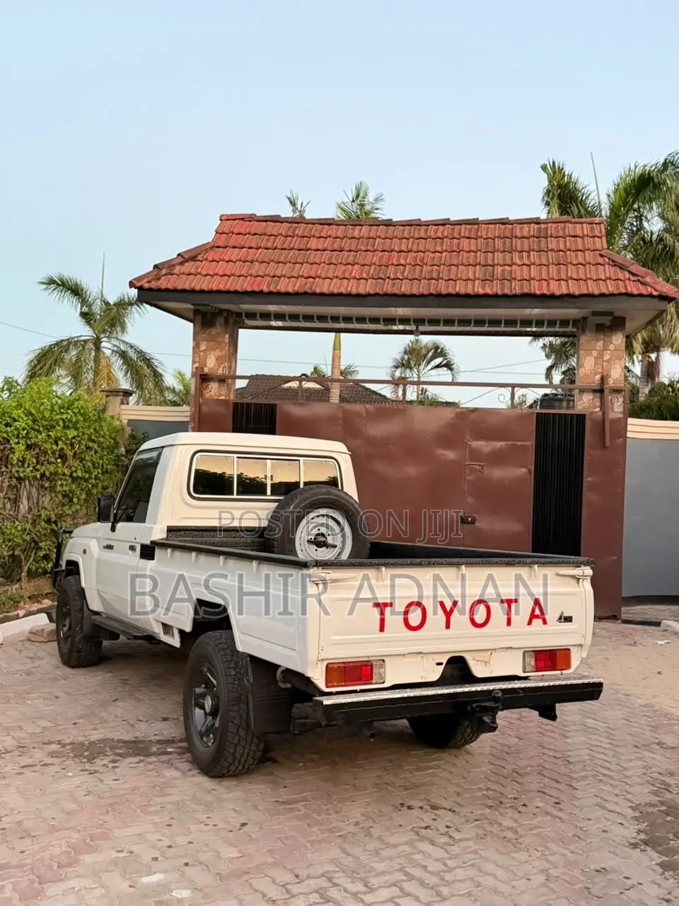 Toyota Land Cruiser 79 Series 2014 White