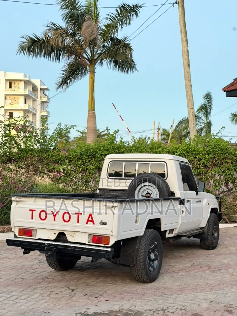 Toyota Land Cruiser 79 Series 2014 White
