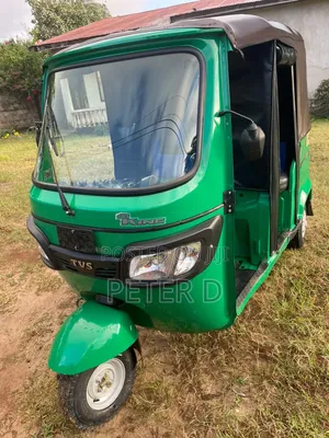 TVS King Deluxe Plus iTouch Start 2026 Green