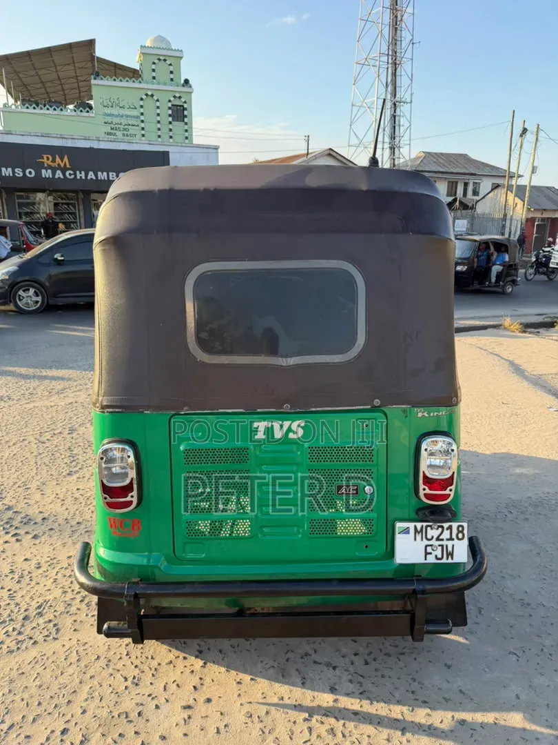 TVS King Deluxe Plus iTouch Start 2026 Green