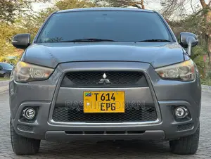 Mitsubishi RVR 2.0 2011 Gray