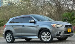 Mitsubishi RVR 2.0 2011 Gray