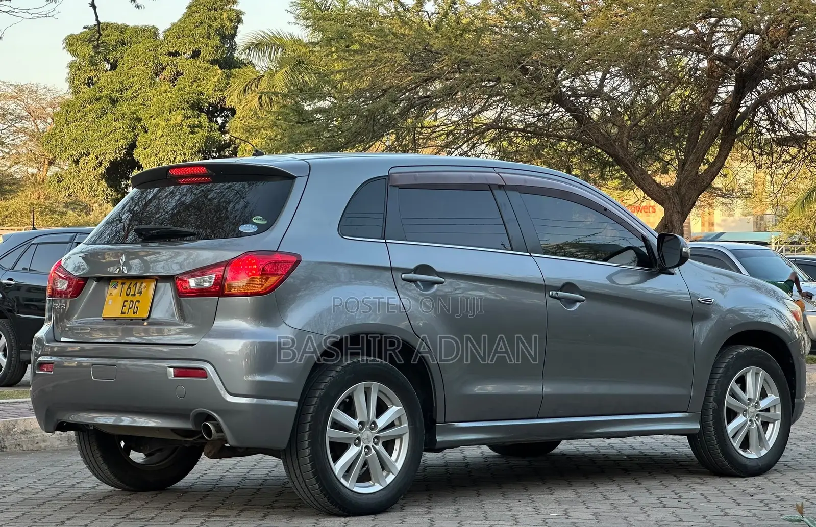 Mitsubishi RVR 2.0 2011 Gray