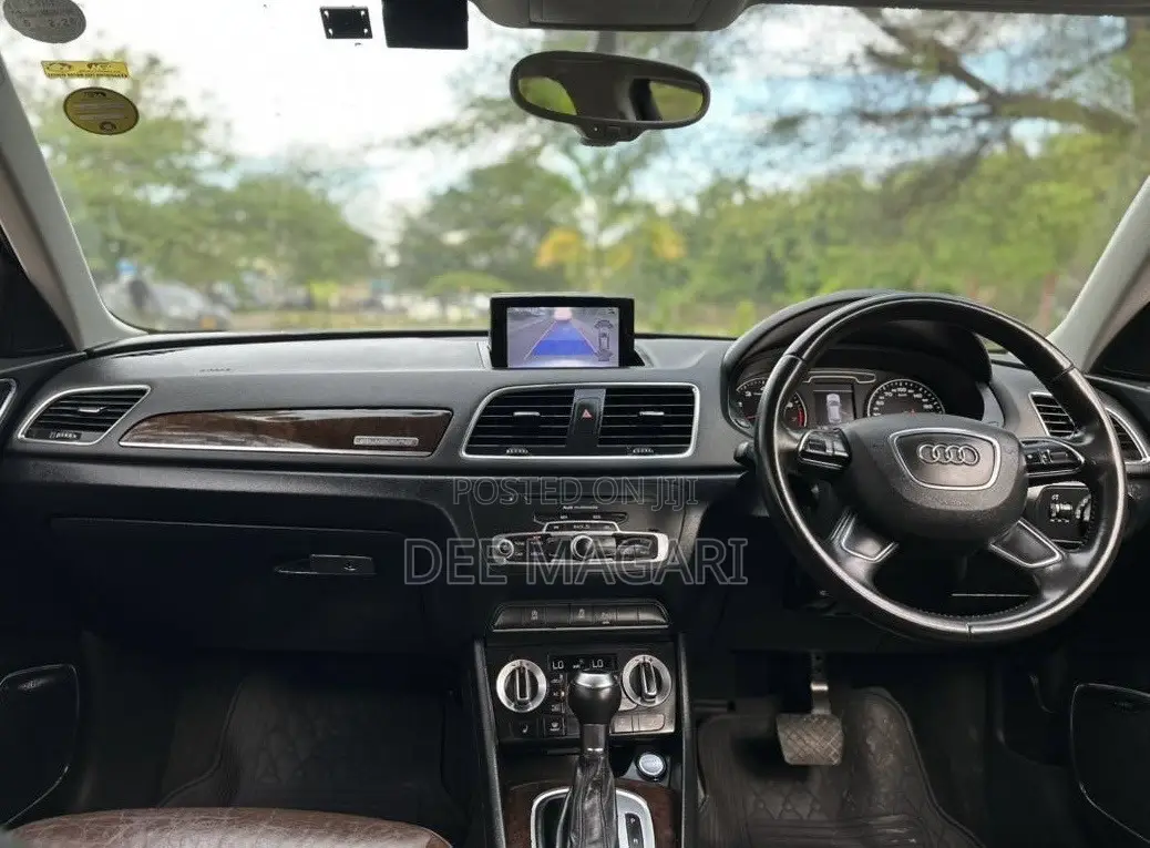 Audi Q3 2014 Silver