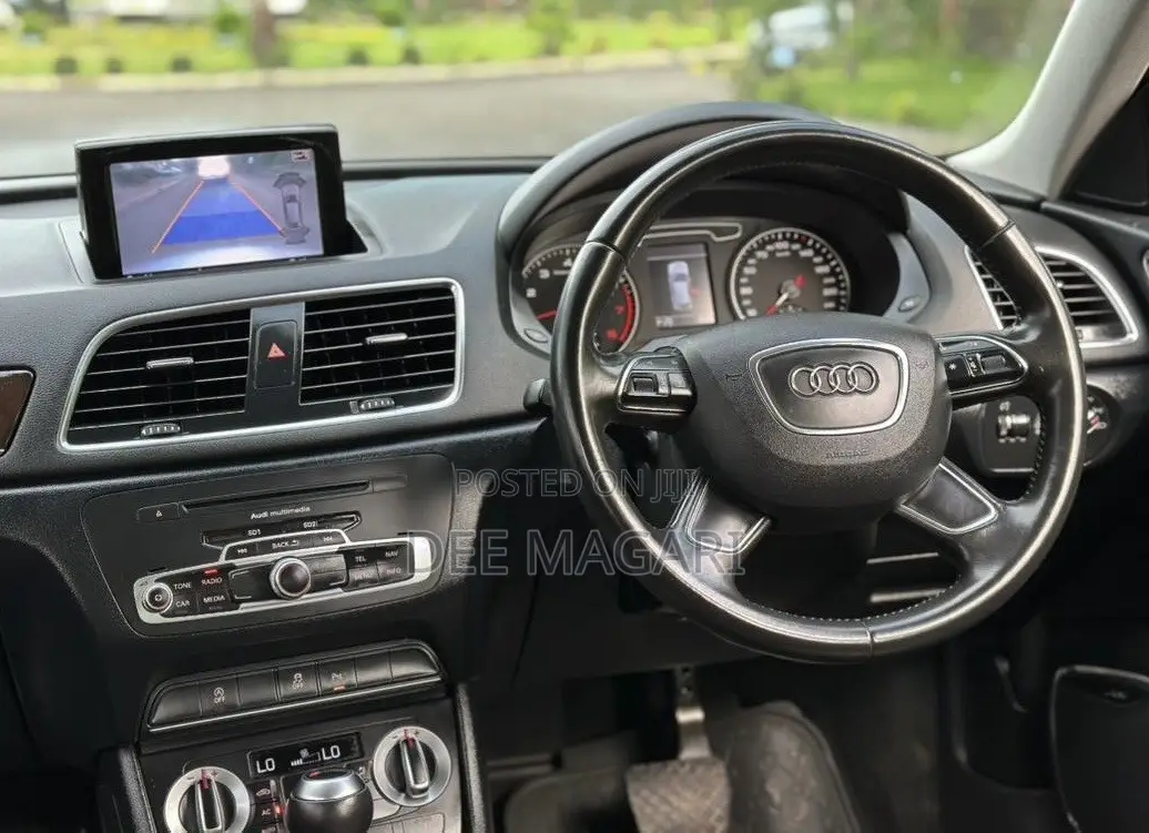 Audi Q3 2014 Silver