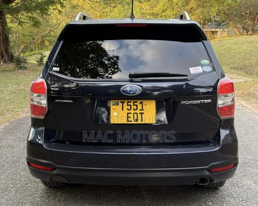 Subaru Forester 2014 Black