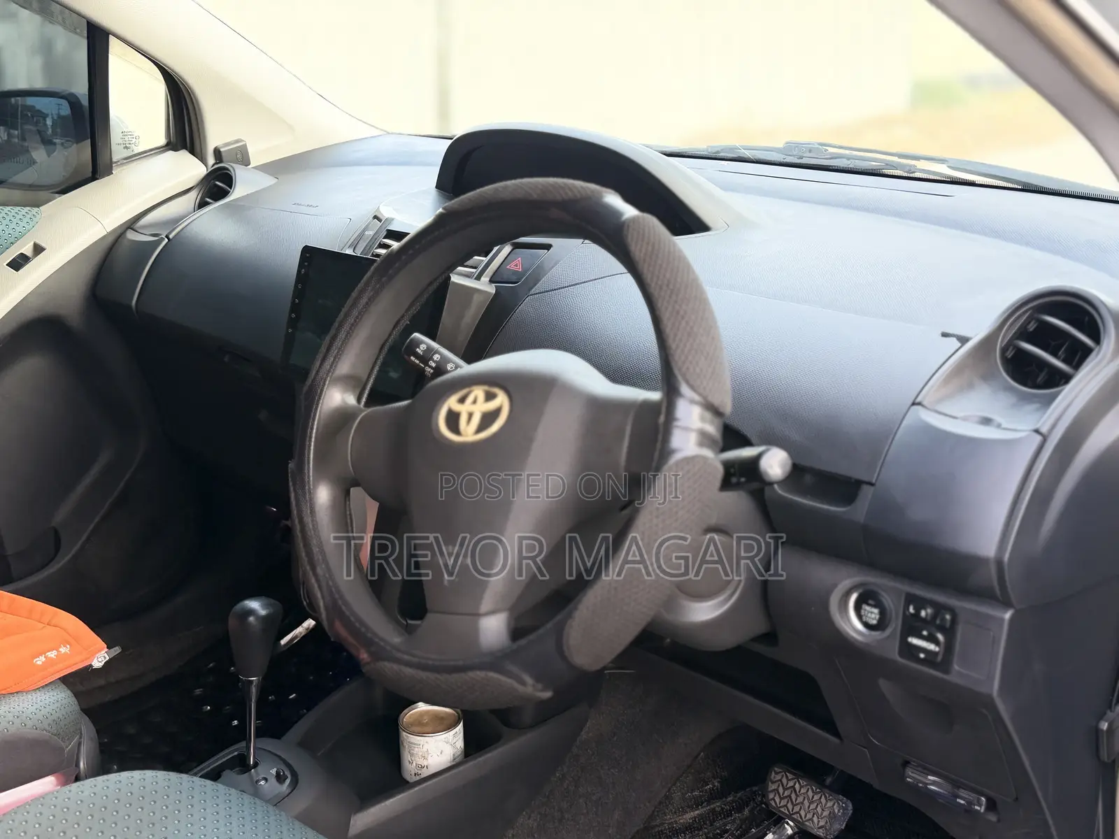 Toyota Vitz 2006 Gray