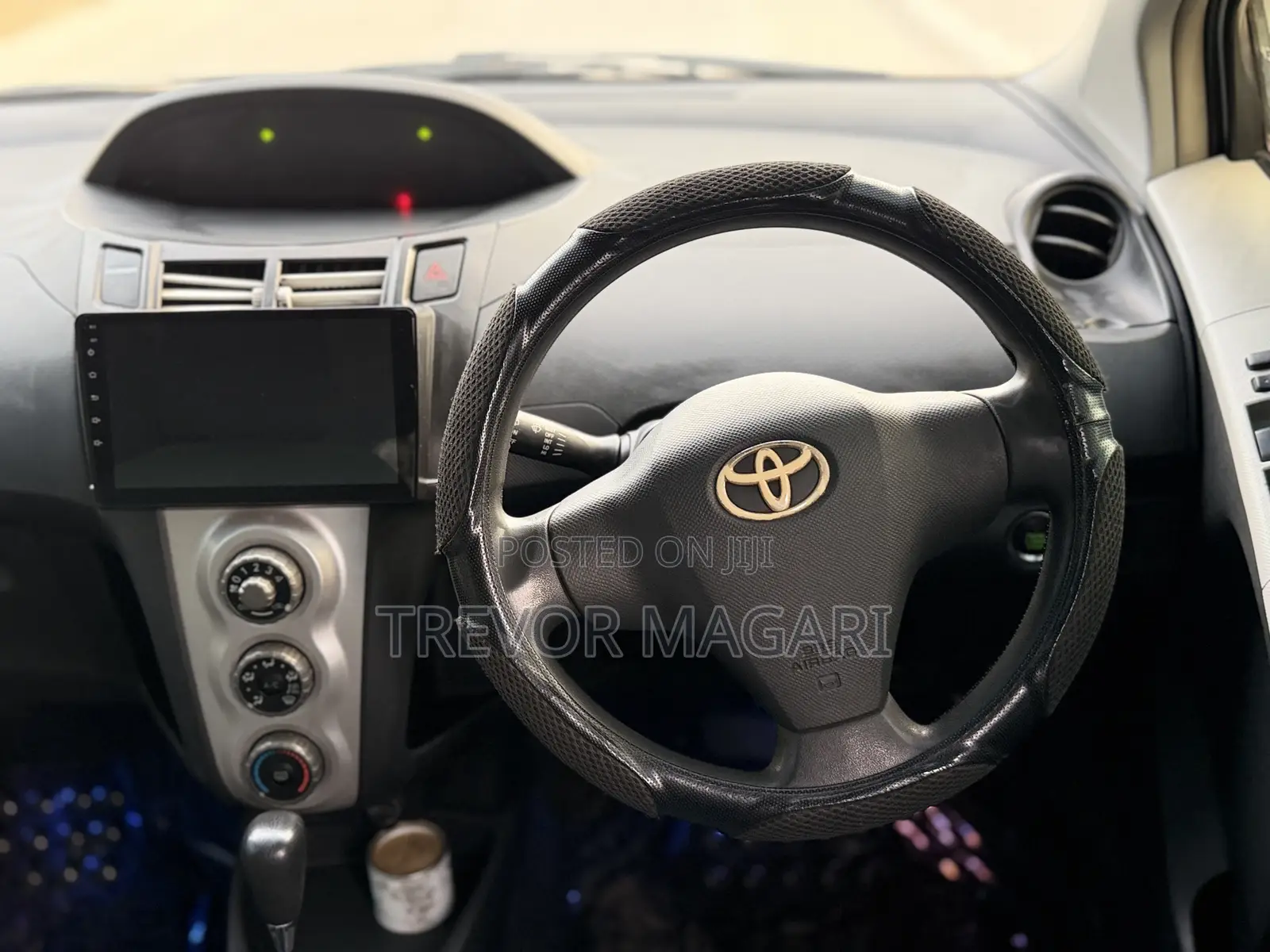 Toyota Vitz 2006 Gray