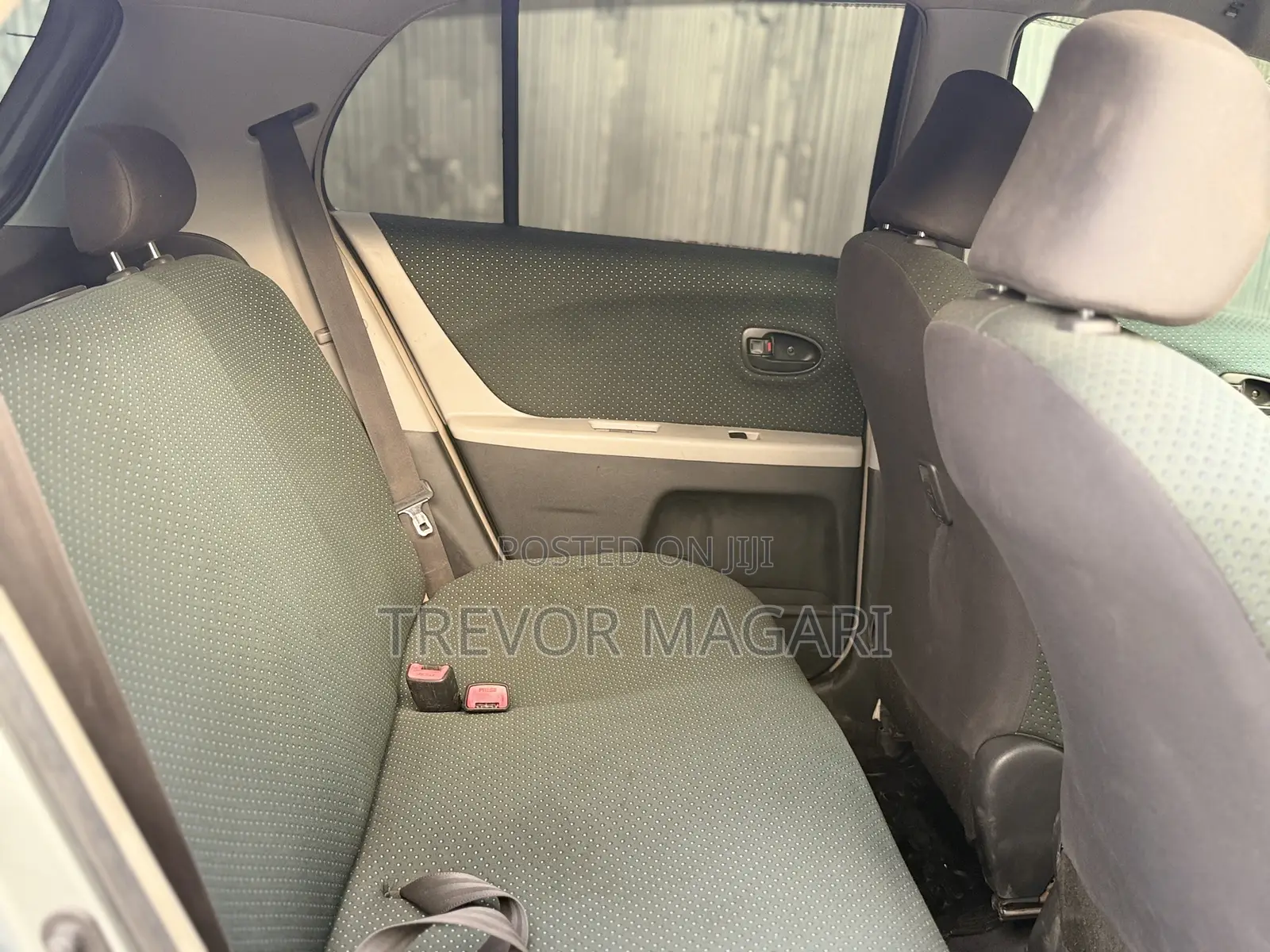 Toyota Vitz 2006 Gray