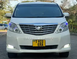 Toyota Alphard 2.4 Petrol FWD 2009 White