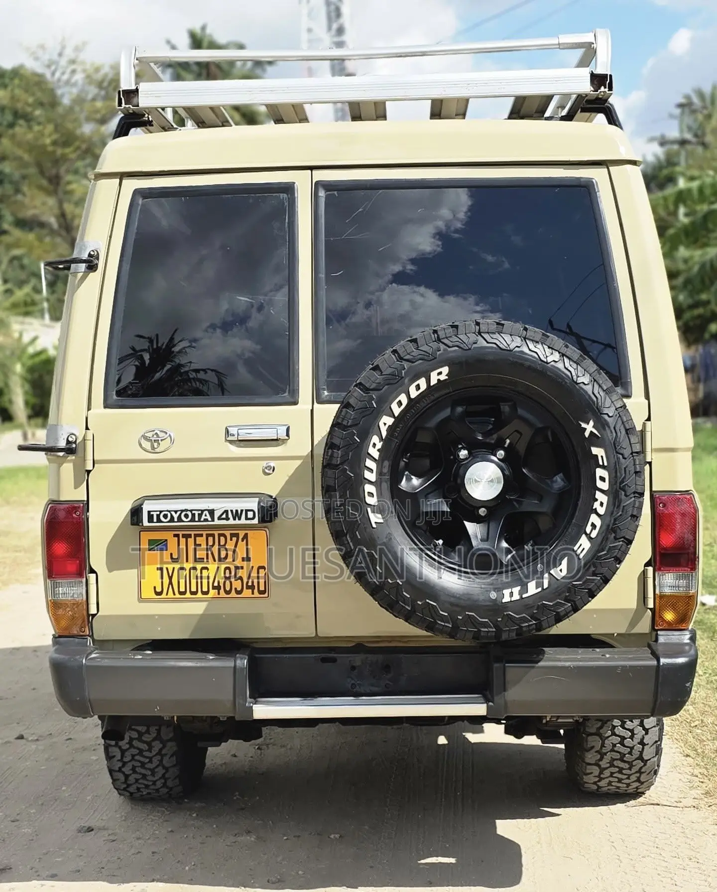 Toyota Land Cruiser 2009 Beige