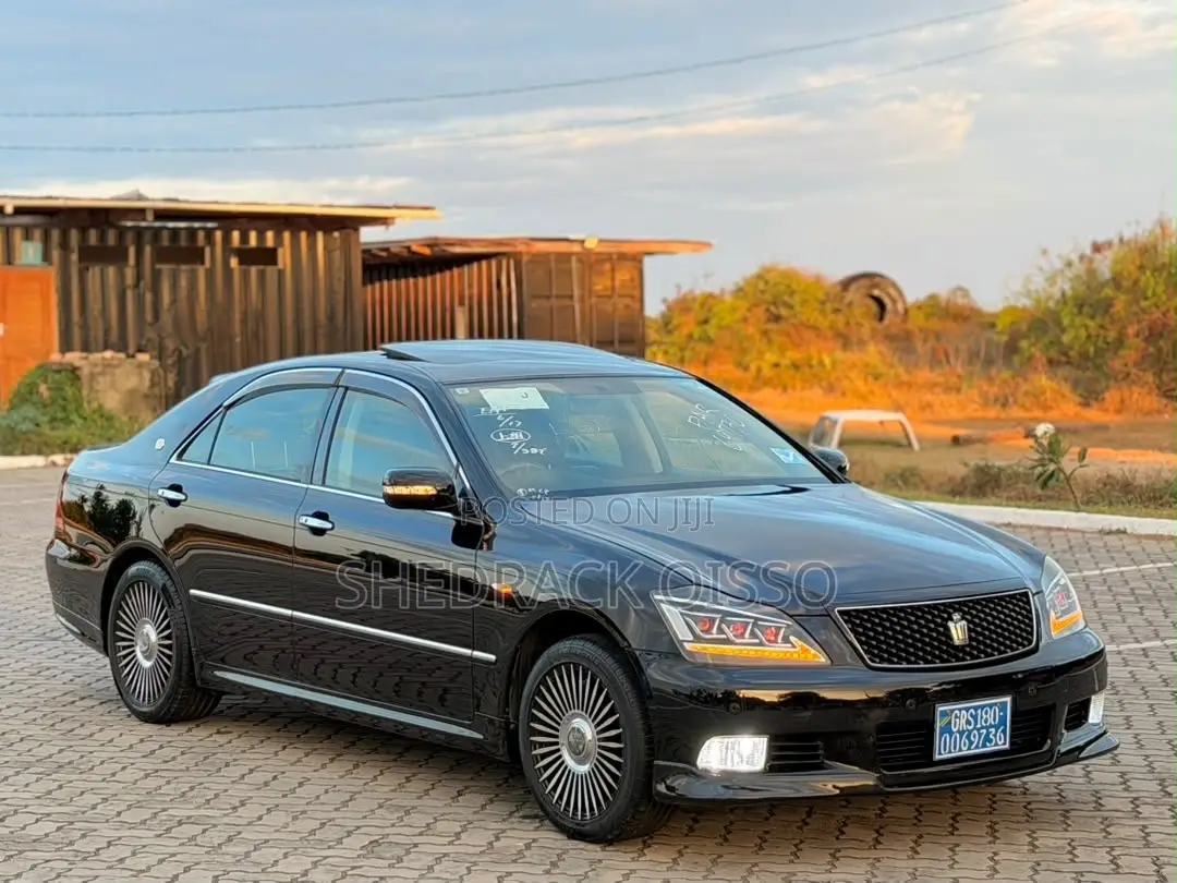 Toyota Crown 2007 Black