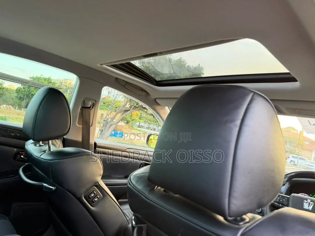 Toyota Crown 2007 Black