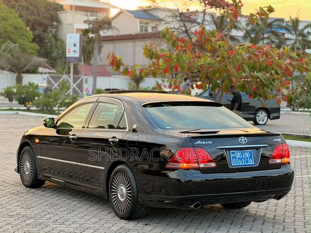 Toyota Crown 2007 Black