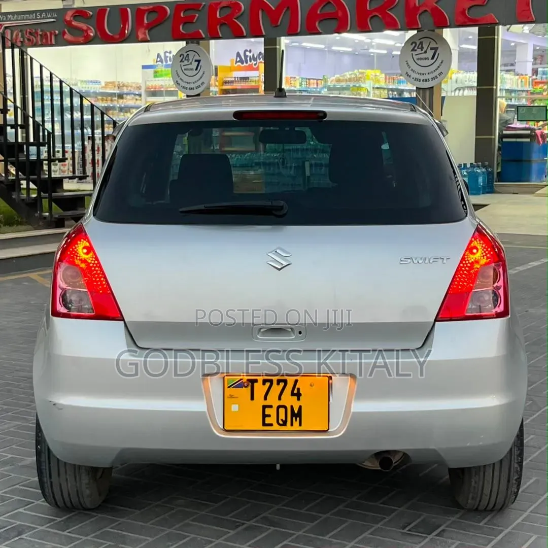 Suzuki Swift 2009 Silver