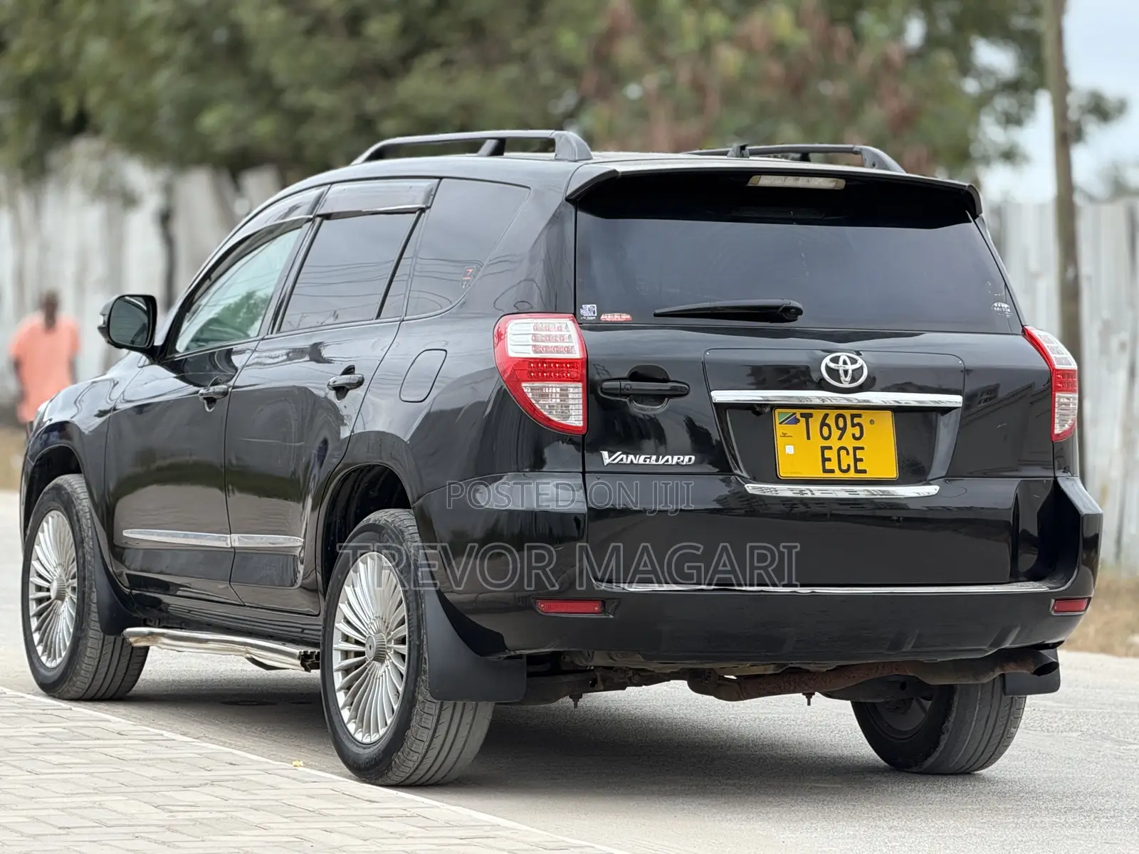 Toyota Vanguard 2010 Black