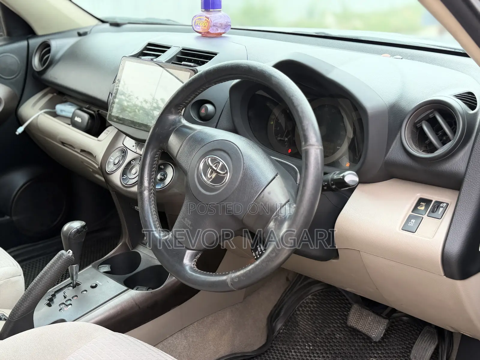 Toyota Vanguard 2010 Black