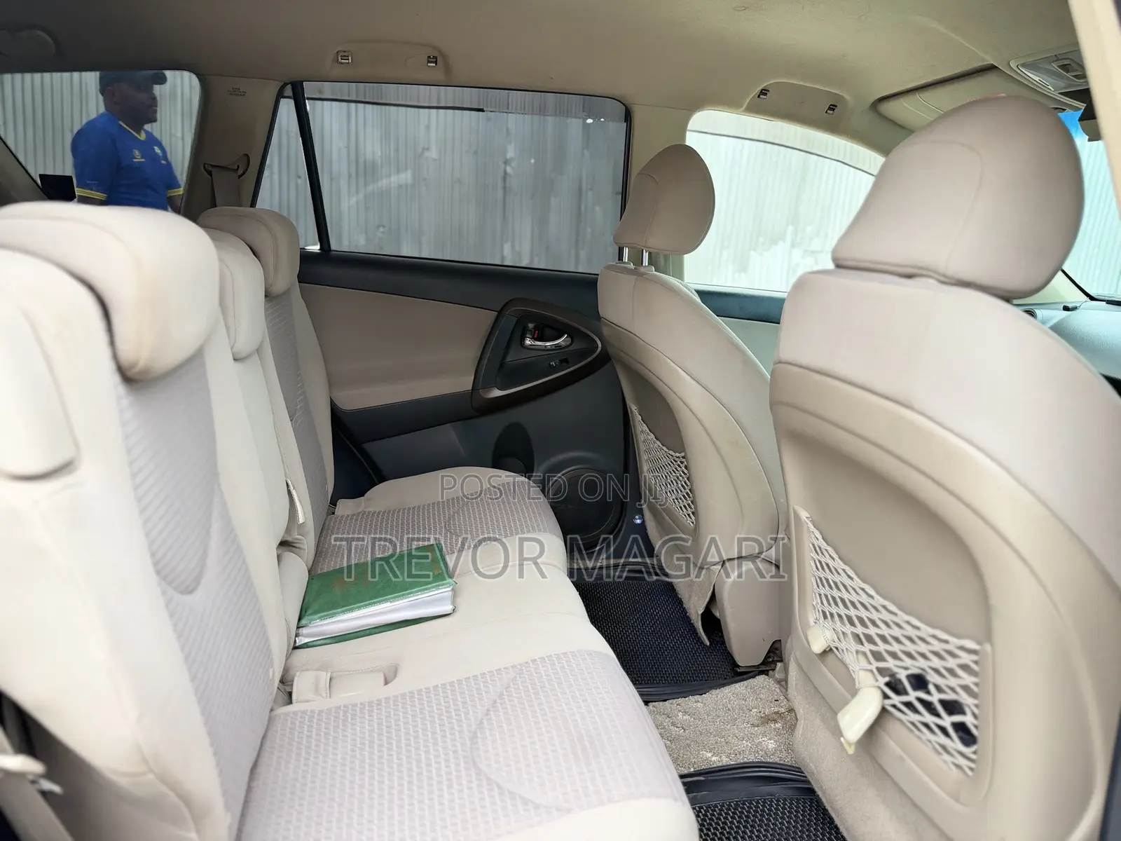 Toyota Vanguard 2010 Black