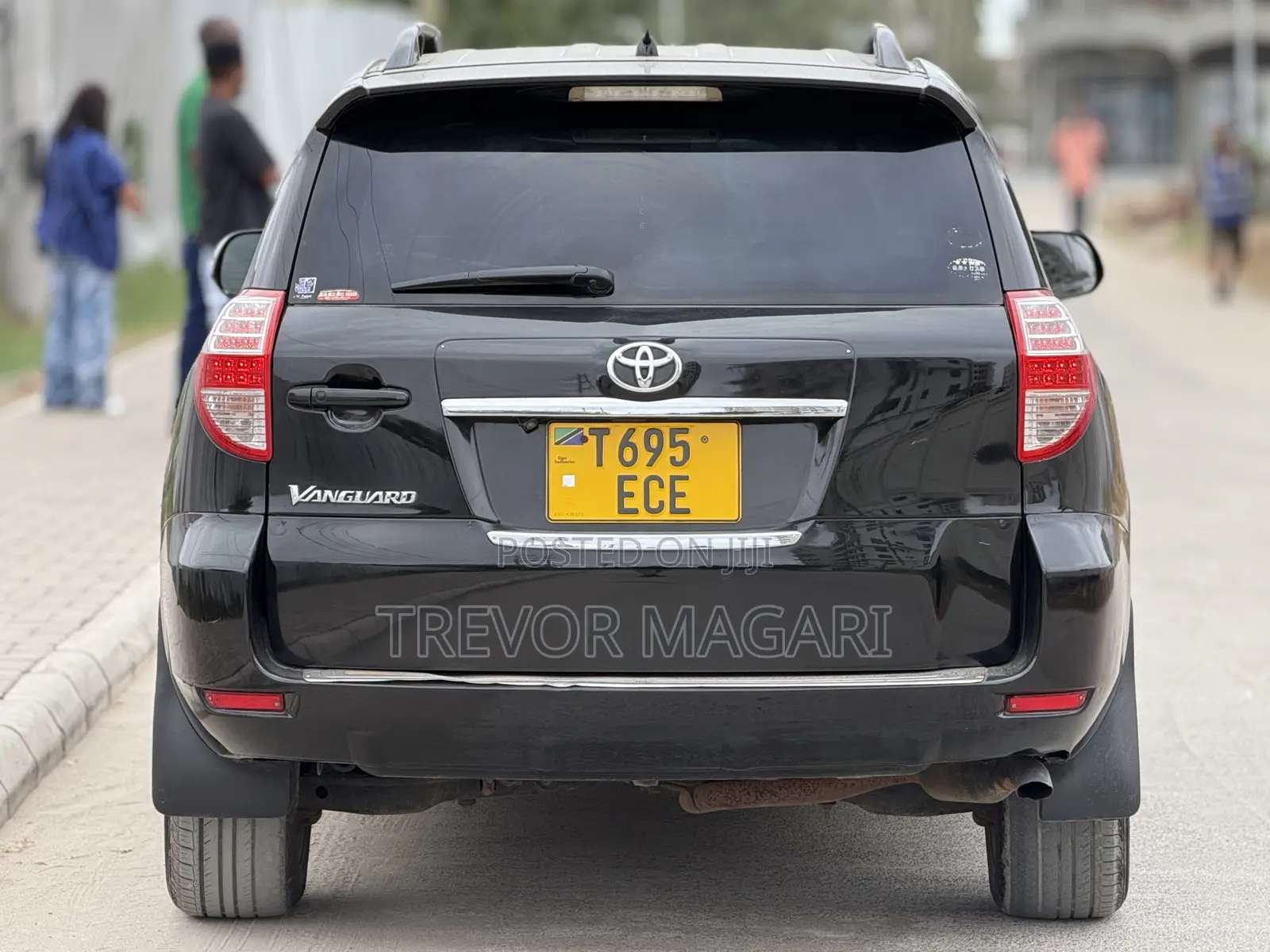 Toyota Vanguard 2010 Black