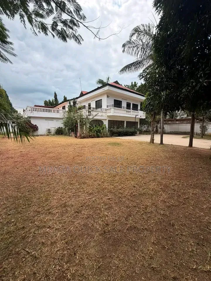 5bdrm House in Masaki for rent